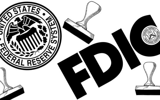 Reports by Fed and FDIC Reveal Vulnerabilities Behind 2 Major US Bank Failures