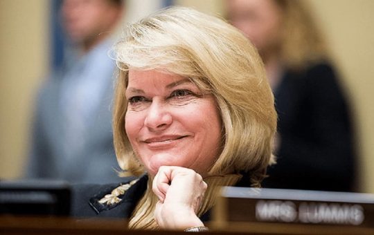 Cynthia Lummis Says Biden's 30% Miner Tax “Isn’t Going to Happen”